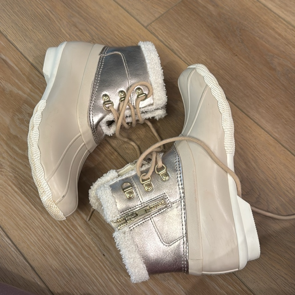 SPERRY TOP-SIDER - WOMENS SALTWATER ALPINE LEATHER BOOTS - Picture 2 of 9